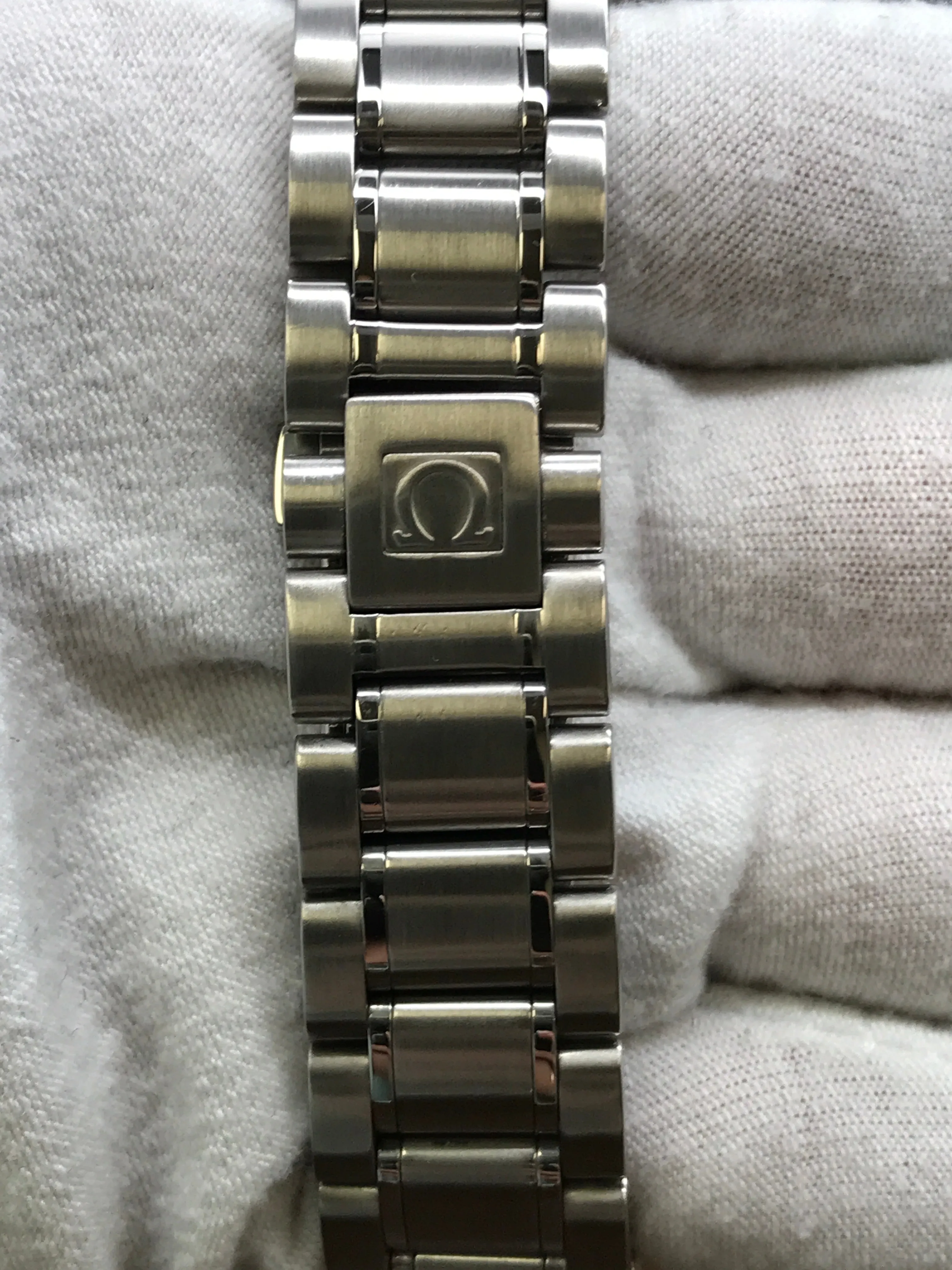 Omega Speedmaster Day-Date 3521.30.00 Silver Dial Automatic Men's Watch