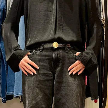 Over You Metal V Buckle Leather Belt