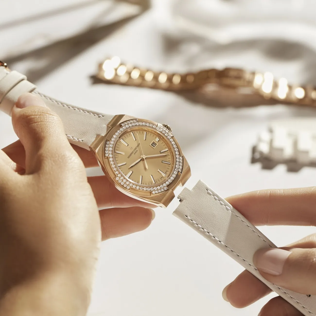 OVERSEAS SELF-WINDING