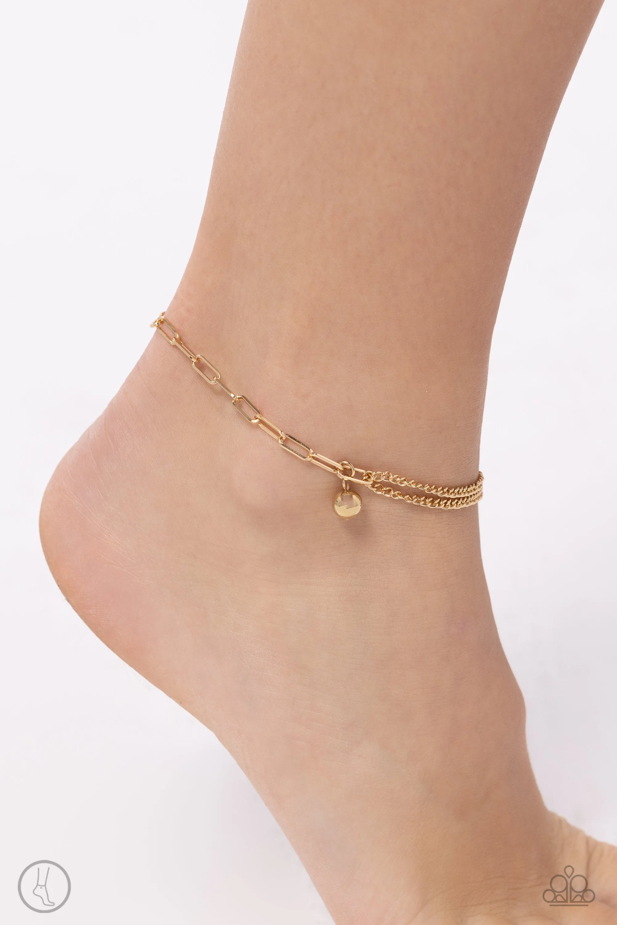 Paparazzi Solo Sojourn - Gold Anklet