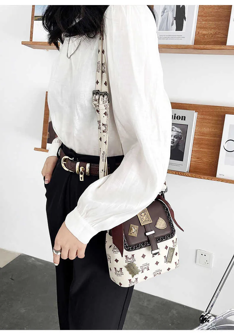 Printing Badge Shoulder Bag Vintage