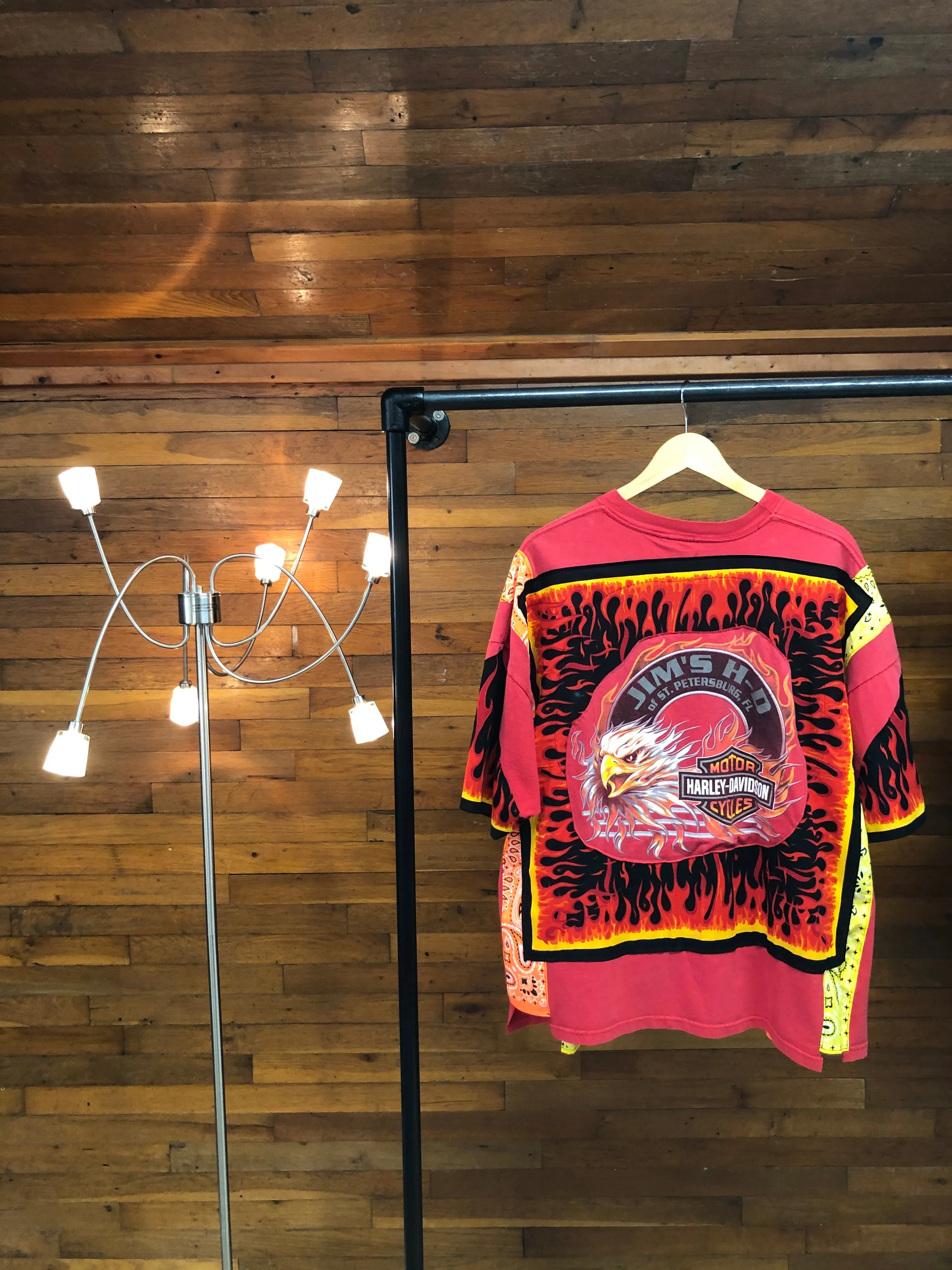 "1 of 1" Harley Davidson Oversized Flaming Bandana Tee (XL/2XL)
