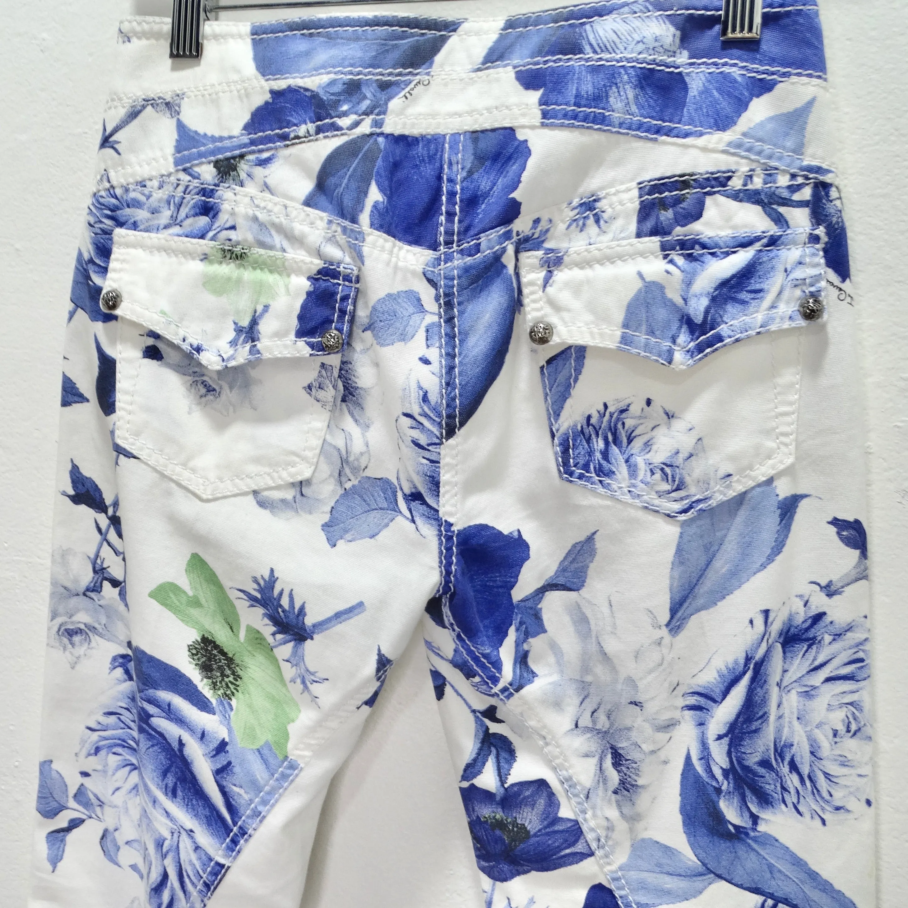 Roberto Cavalli 90s Floral Cropped Belted Jeans
