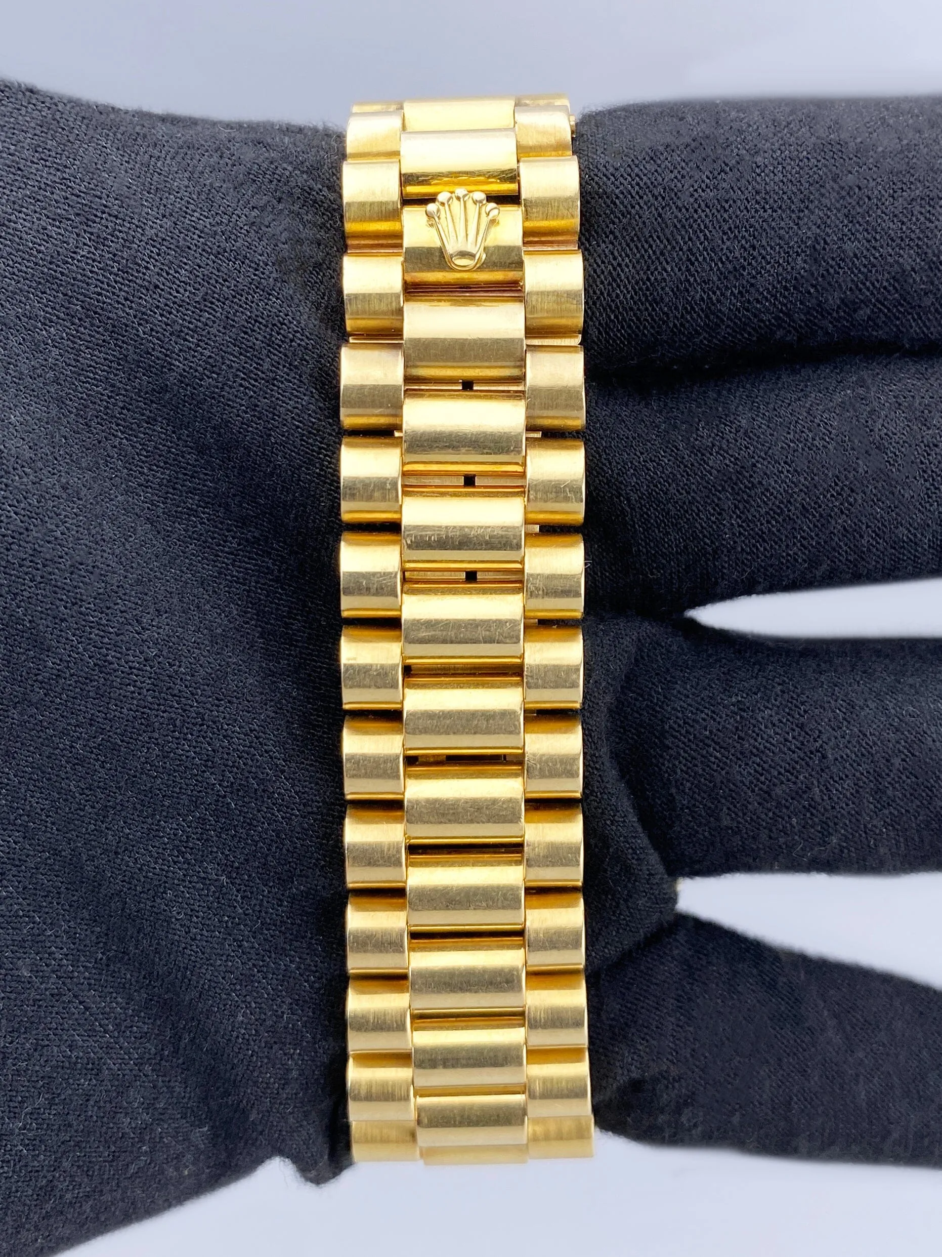 Rolex Day Date 18388 Diamond Ruby Pave Dial Mens Watch