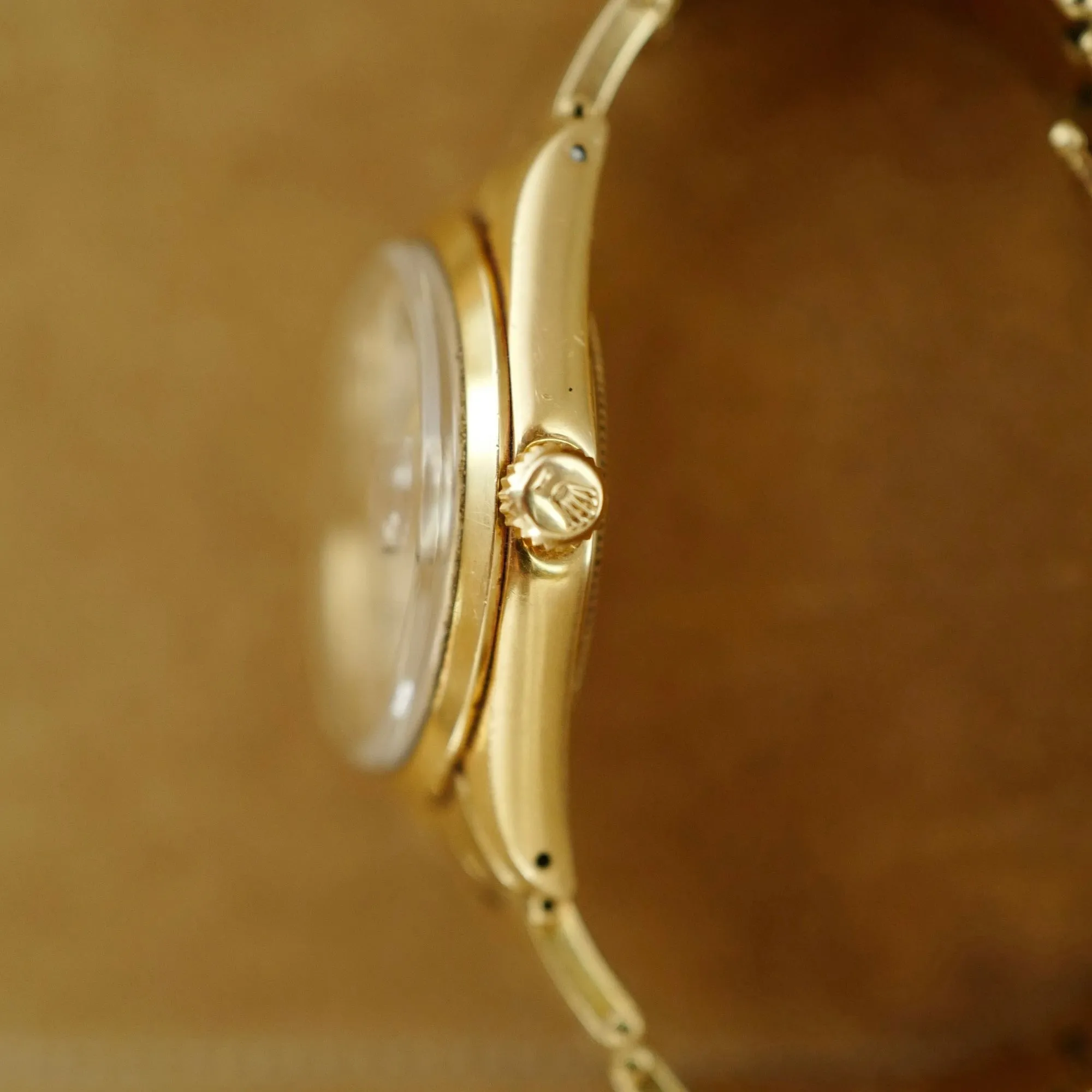 Rolex Yellow Gold Date Ref. 1500, Circa 1971 (New Arrival)