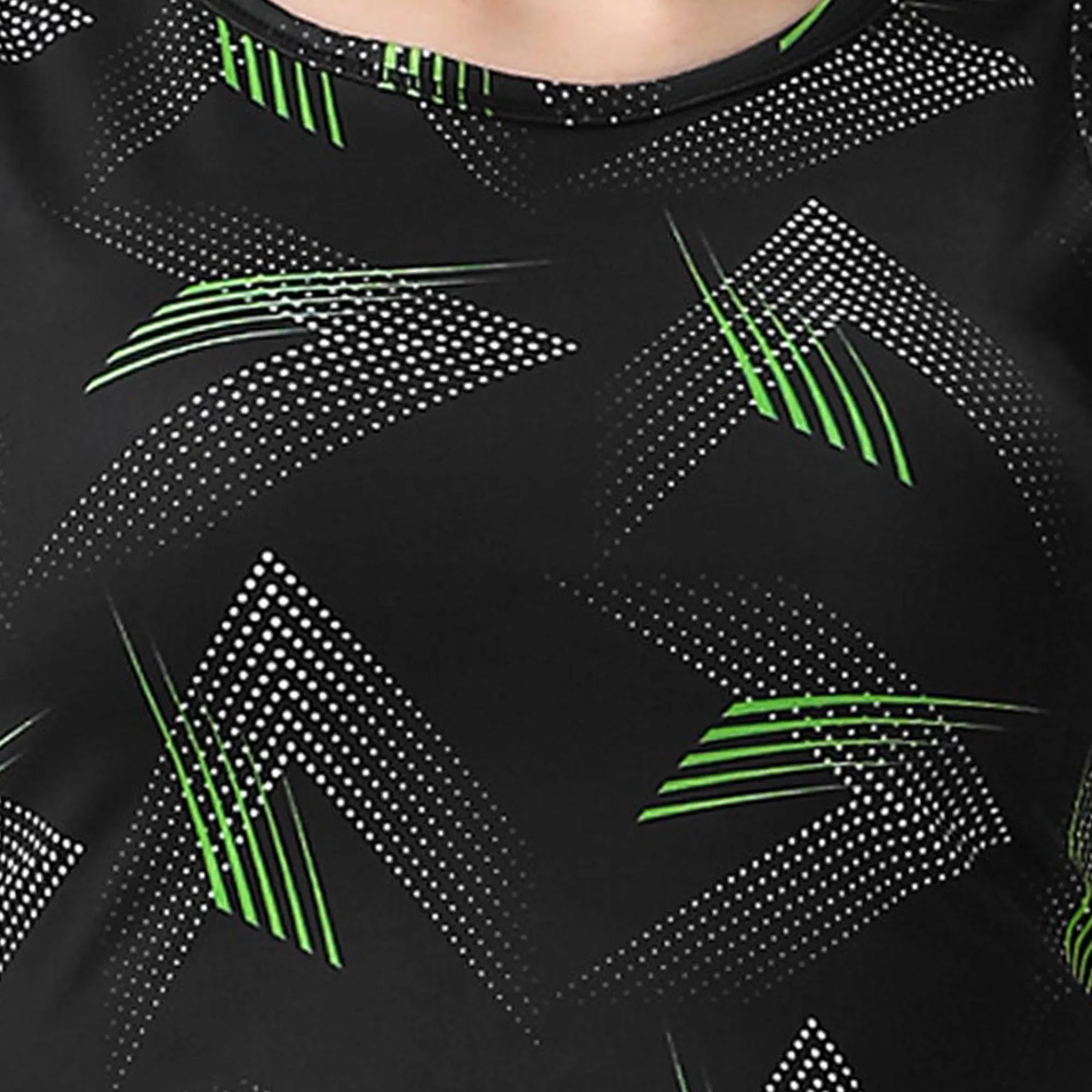 Sleeveless Activewear Printed Sports Crop Top