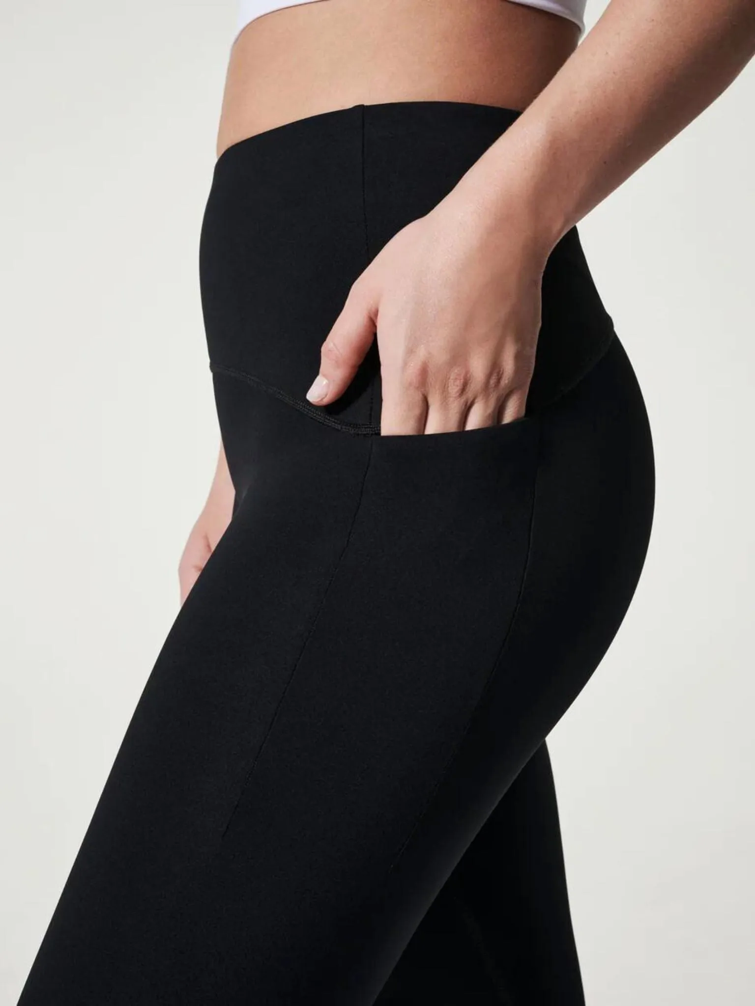 SPANX Booty Boost 7/8 Legging