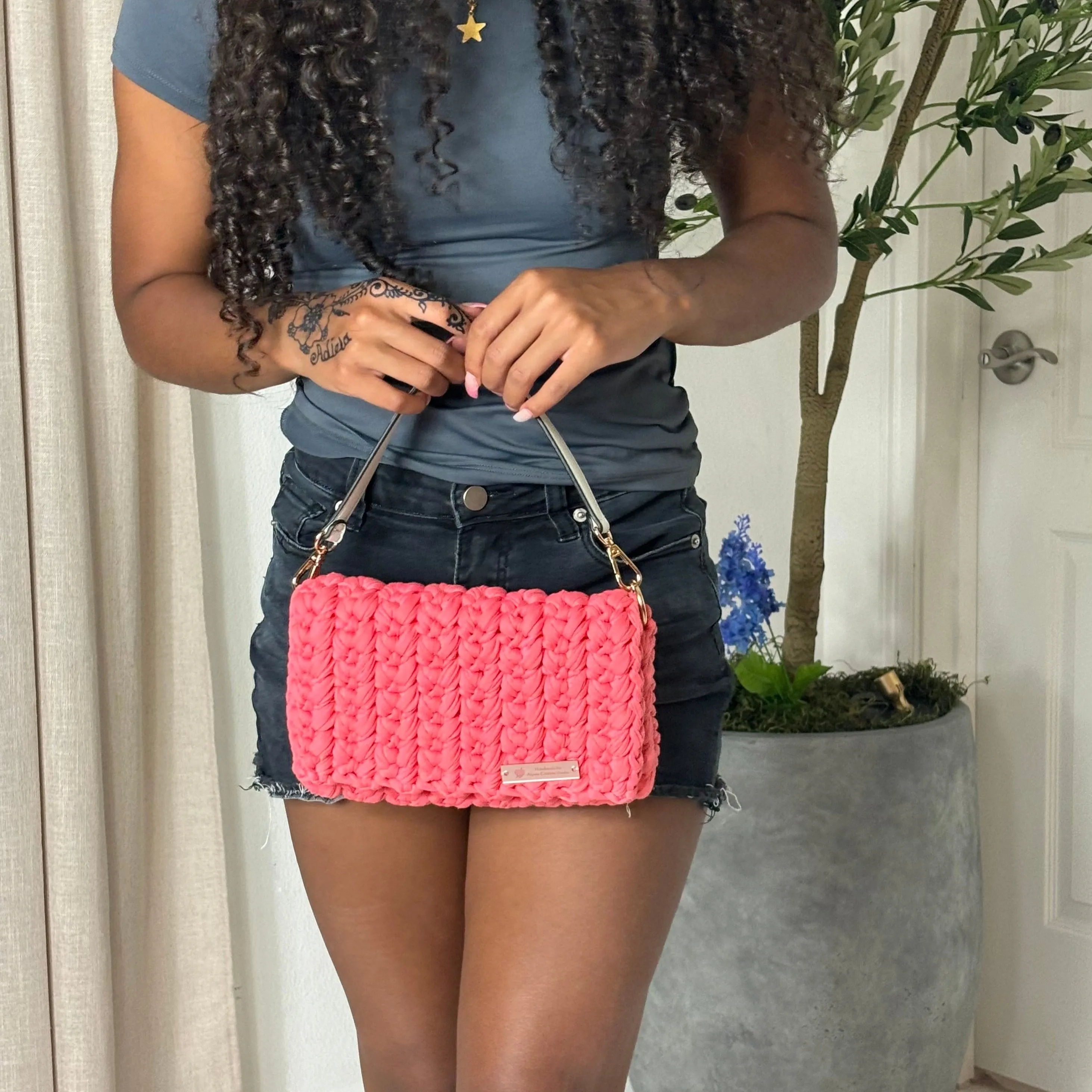 The Isabel – Handmade Crochet Shoulder Bag in Pink