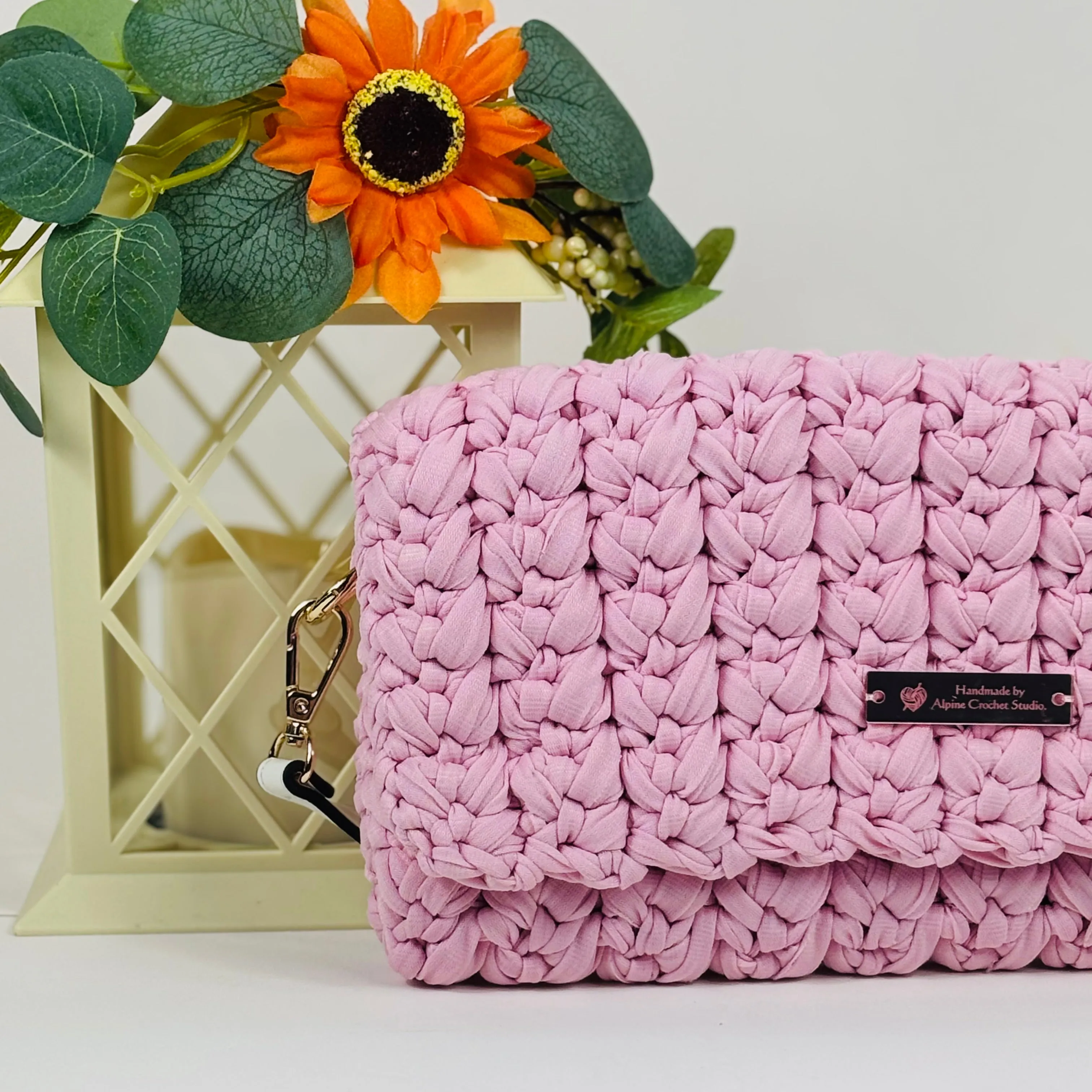 The Isabel – Handmade Crochet Shoulder Bag in Pink