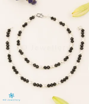 The Sthara Silver Black-bead Anklets