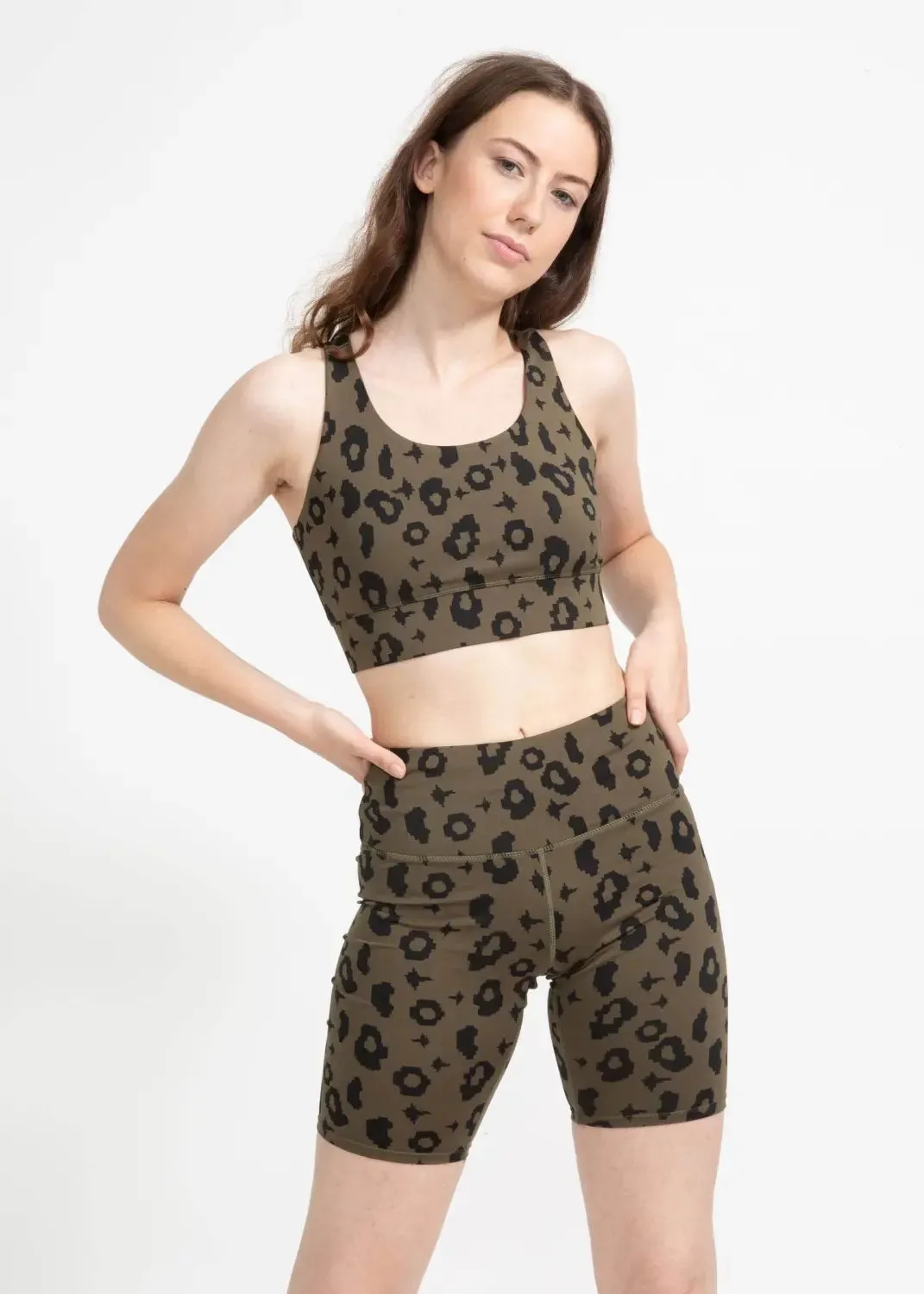 Ubud Sport-BH mit Green Leopard Print