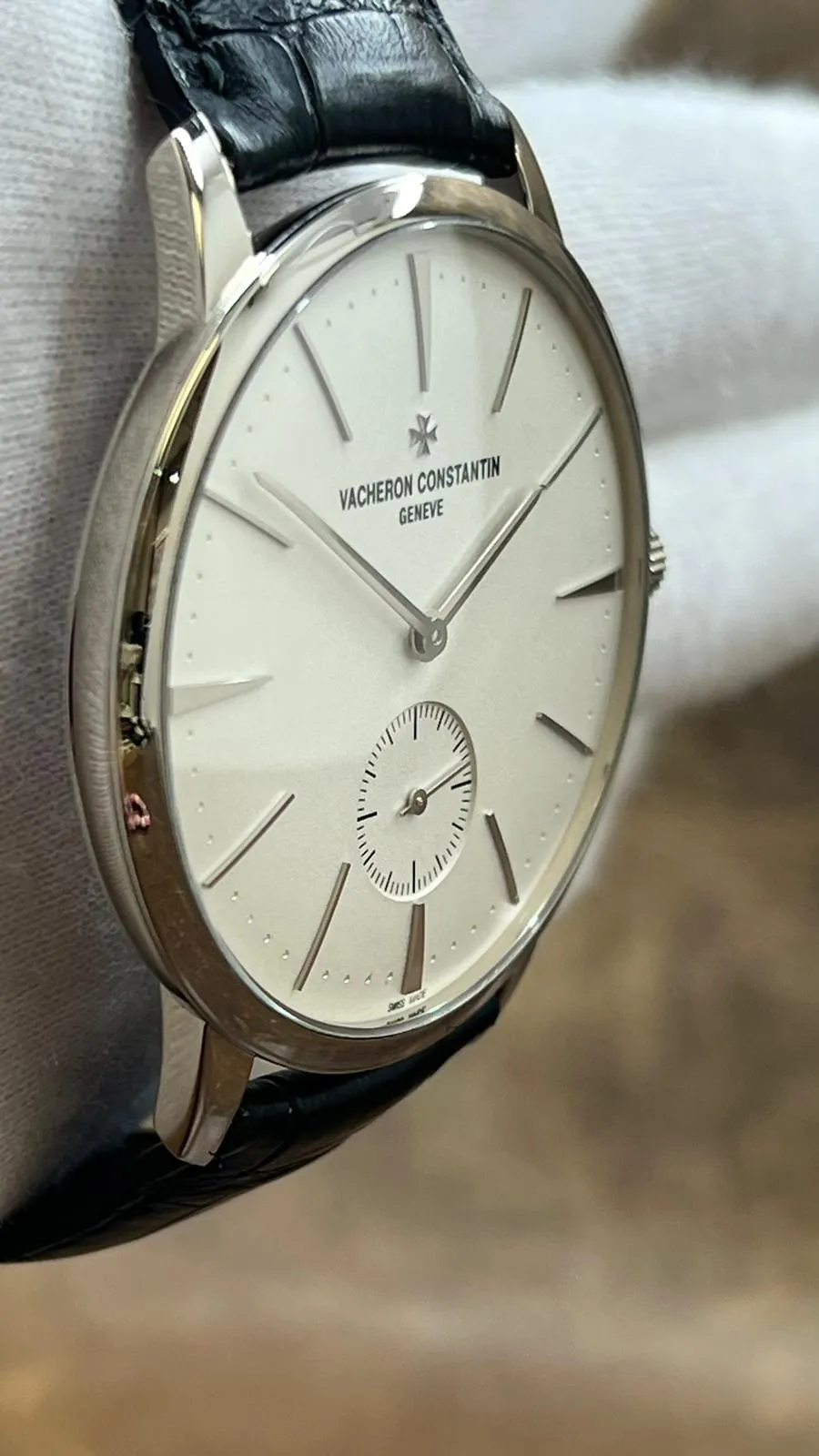Vacheron Constantin Patrimony 1110U/000G-B086 White Dial Hand Wind Men's Watch