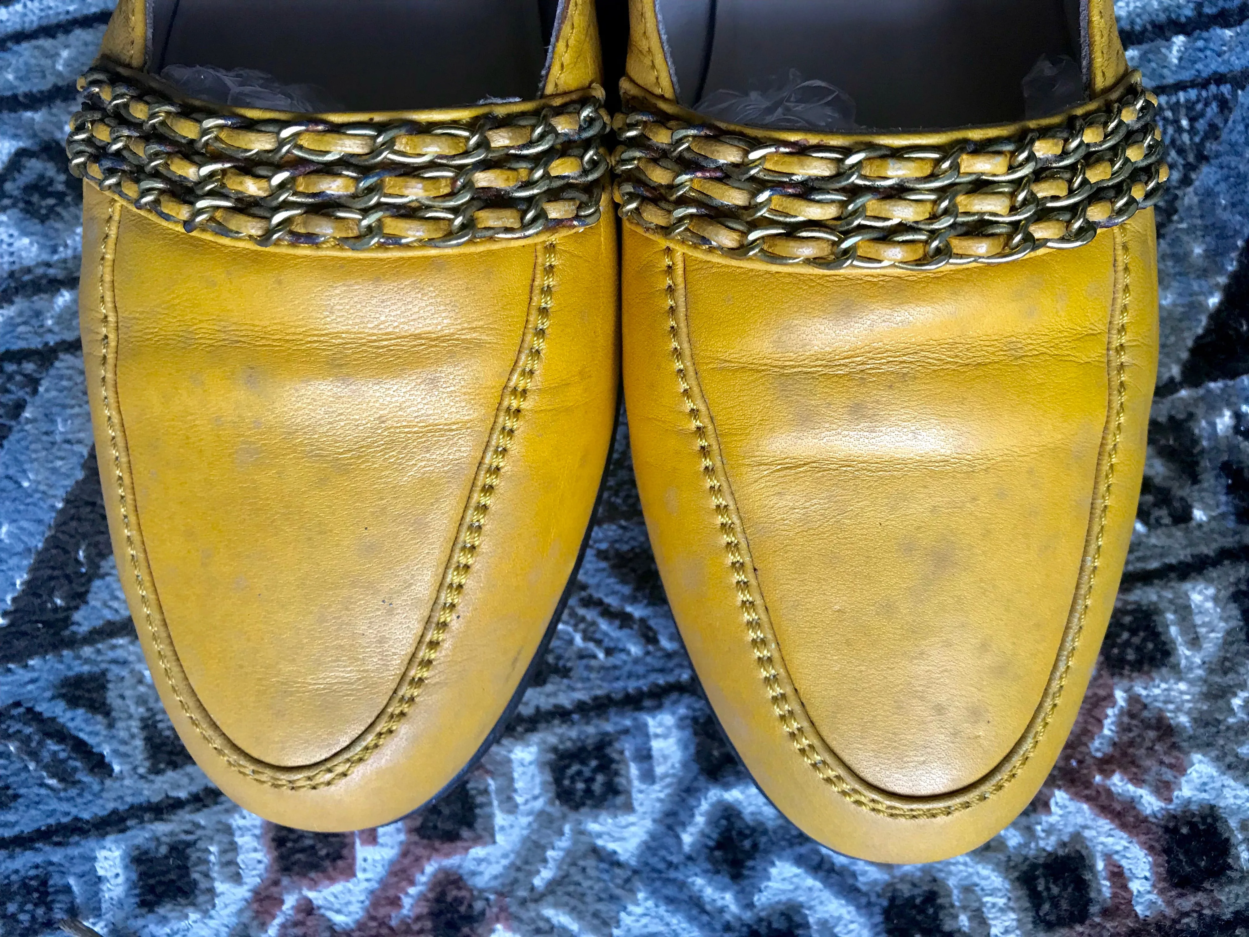 Vintage CHANEL yellow calfskin leather flat pump shoes with triple skinny chain belts. EU 36, US6-6.5