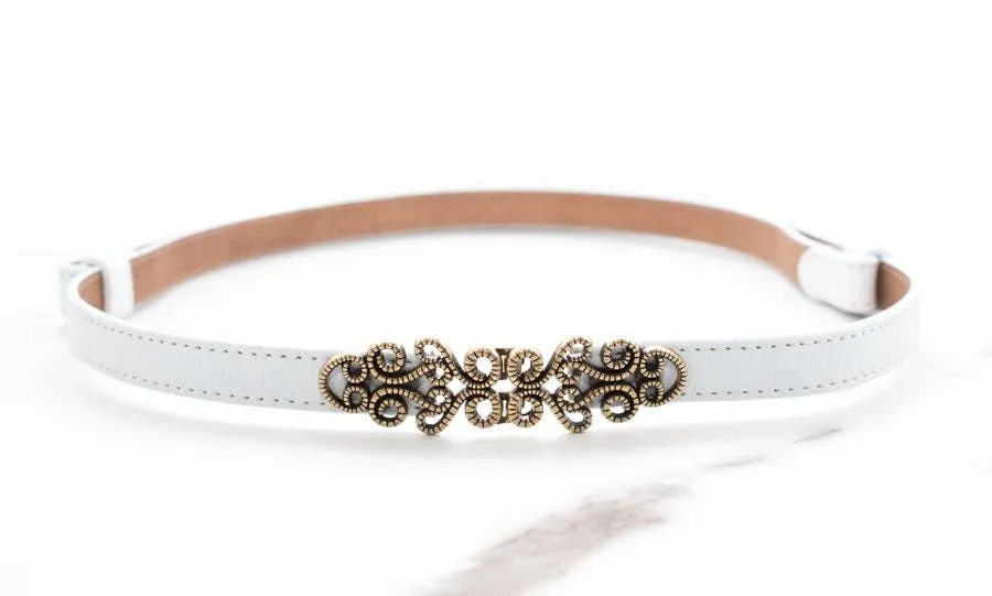 Vintage Leather Skinny Belt: Black