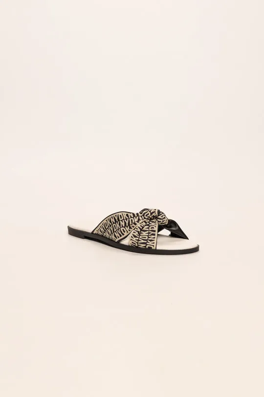 WANDA BOW FLATS
