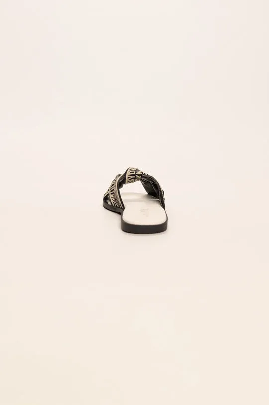 WANDA BOW FLATS