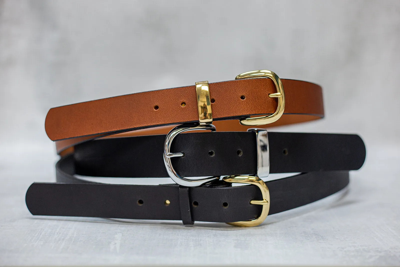 Water Buffalo Leather Belt, 1-1/2" wide, Round Buckle [Quick Ship]