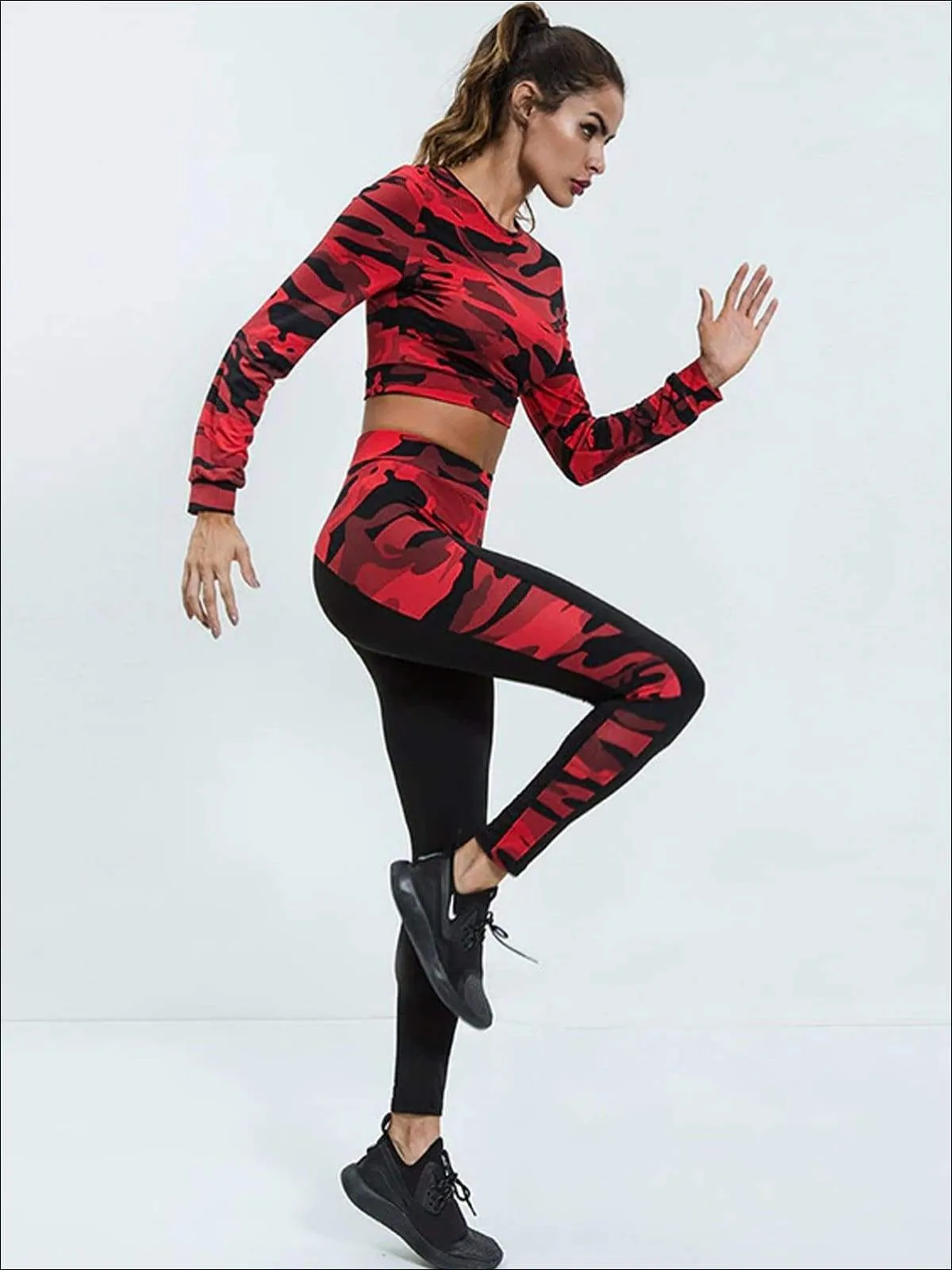 Women's Camo Print Long Sleeve Crop Top & Leggings Set