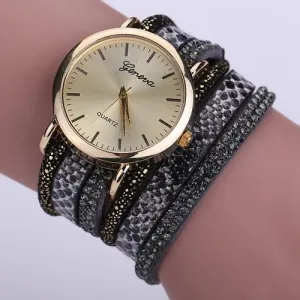 Women's Fashion Bracelet Watch In 8 Colors